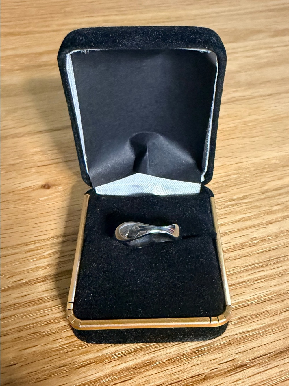 Bubble Wave Sterling Silver Band Ring - Silver
